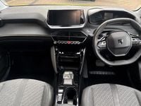 Used Peugeot e-208 Style 98 kW (134 HP) 2024 Yellow Hatchback