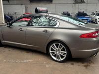 Usado Jaguar XF Portfolio 2010 Cinzento Sedan