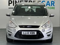 Begagnad Ford S-MAX Zetec 160 HK (117 kW) 2012 Silver Minibuss