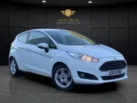 Used Ford Fiesta Zetec 2013 White Hatchback