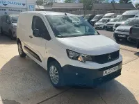 Used Peugeot Partner Premium 131 HP (96 kW) 2022 White MPV