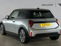 Used Mini Cooper Hatch 154 HP (113 kW) 2024 Silver Hatchback