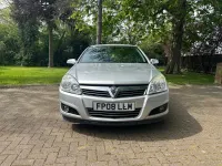 Second-hand Vauxhall Astra Design Edition 2008 Argintiu Hatchback