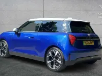 Used Mini Cooper SE Hatch 158 kW (215 HP) 2024 Blue Hatchback