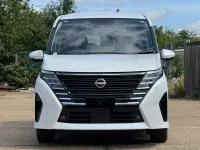 Used Nissan Serena 2025 White MPV
