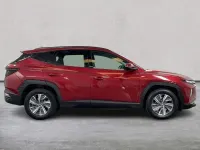 Used Hyundai Tucson SE 180 HP (132 kW) 2022 Red SUV