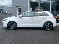 Used Hyundai i30 SE 120 HP (88 kW) 2017 White Hatchback