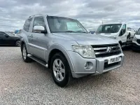 Used Mitsubishi Shogun Warrior 197 HP (144 kW) 2011 Silver SUV