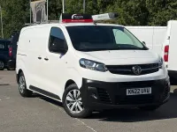 Used Vauxhall Vivaro 101 HP (74 kW) 2022 White MPV