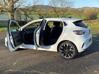 New Renault Clio V Techno 2025 White Hatchback