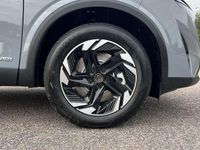 Used Nissan Qashqai Acenta Premium 190 HP (139 kW) 2025 Special metallic  ceramic grey SUV