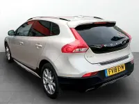 Used Volvo V40 Pro 152 HP (111 kW) 2018 Gold Hatchback