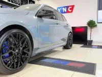 Usado BMW M135 Comfort Edition 306 CV (225 kW) 2023 Gris Utilitario
