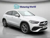 Usado Mercedes GLA250 Exclusive 218 HP (160 kW) 2021 Prateado SUV