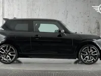 Used Mini Cooper S Hatch 201 HP (147 kW) 2024 Black Hatchback