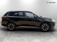 Used Mitsubishi Outlander P-HEV 200 HP (147 kW) 2017 Black Estate