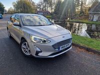 Begagnad Ford Focus Zetec 120 HK (88 kW) 2019 Silver Halvkombi