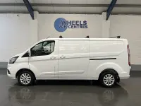 Used Ford Transit Custom Limited 130 HP (95 kW) 2023 White Van