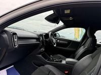 Used Volvo XC40 R-Design Pro 150 HP (110 kW) 2018 White SUV