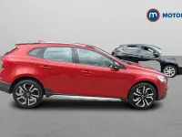 Used Volvo V40 Pro 152 HP (111 kW) 2019 Hatchback