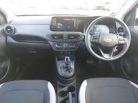 Used Hyundai i10 Advanced 63 HP (46 kW) 2025 Red Hatchback