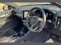 Used Volvo XC40 Plus 161 HP (118 kW) 2024 White SUV