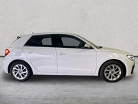 Używany Audi A1 Sport 94 KM (69 kW) 2022 Biały SUV