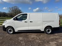 Used Vauxhall Vivaro 100 HP (73 kW) 2023 White MPV