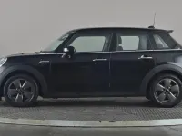 Second-hand Mini Cooper S Classic 178 CP (130 kW) 2023 Negru Hatchback