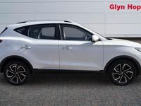 Używany MG ZS Exclusive 111 KM (81 kW) 2024 SUV