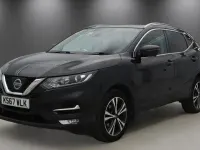 Used Nissan Qashqai N-Connecta 115 HP (84 kW) 2017 Black SUV