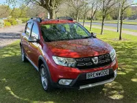 Gebraucht Dacia Sandero Essentiel 90 PS (66 kW) 2019 Rot Kleinwagen