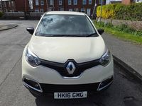 Begagnad Renault Captur Dynamique 90 HK (66 kW) 2016 Beige SUV