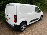 Used Vauxhall Combo Edition 100 HP (73 kW) 2019 White MPV