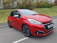 Used Peugeot 208 82 HP (60 kW) 2018 Red Hatchback
