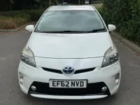Used Toyota Prius 2012 White Hatchback