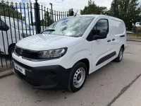 New Vauxhall Combo 100 HP (73 kW) 2026 White MPV