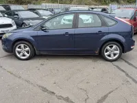 Used Ford Focus Zetec 110 HP (80 kW) 2010 Blue Hatchback
