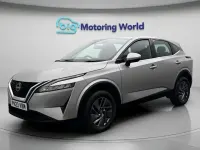 Used Nissan Qashqai Acenta Premium 140 HP (102 kW) 2023 Silver SUV