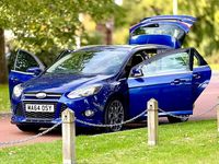 Used Ford Focus Zetec 115 HP (84 kW) 2014 Blue Estate
