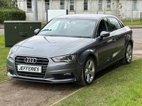 Usado Audi A3 Sport 110 HP (80 kW) 2016 Cinzento Sedan