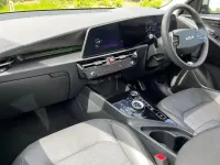 Begagnad Kia e-Niro 150 kW (204 HK) 2025 Grön SUV