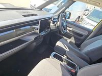 Usado VW ID. Buzz Pro 210 kW (286 CV) 2025 Amarillo Monovolumen