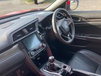 Second-hand Honda Civic Prestige 182 CP (133 kW) 2018 Roșu Hatchback