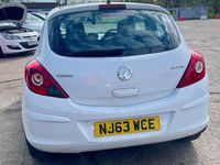Second-hand Vauxhall Corsa 2013 Alb Hatchback