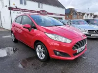 Used Ford Fiesta Zetec 98 HP (72 kW) 2014 Red Hatchback