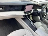 Used VW Passat Elegance 204 HP (150 kW) 2025 Grey Estate