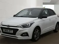 Used Hyundai i20 84 HP (61 kW) 2020 White Hatchback
