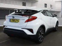 Used Toyota C-HR Design 122 HP (89 kW) 2018 White SUV