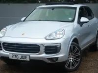 Begagnad Porsche Cayenne Platinum Edition 385 HK (283 kW) 2017 Silver SUV